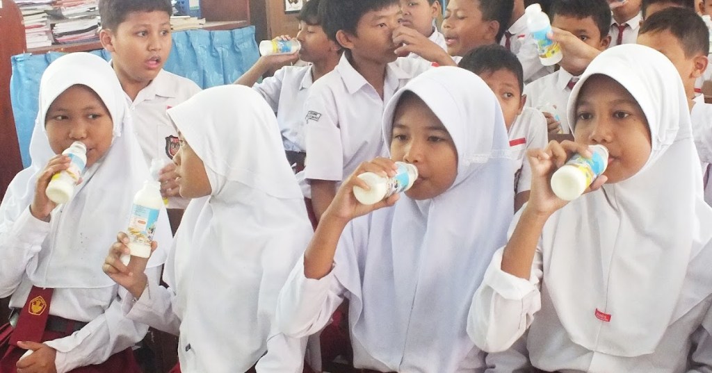 KEMENTAN: GERAKAN MINUM SUSU DI BANYUMAS BERJALAN LANCAR
